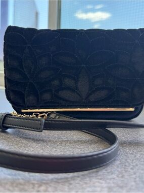 Women's Black Velvet Floral Crossbody Bag by